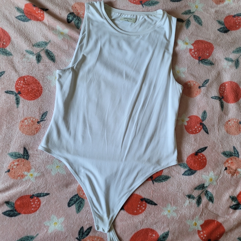 ARITZIA Babaton contour high neck sleeveless stretchy bodysuit size 1X
